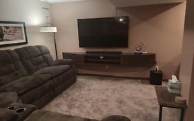 Super Suite With Sauna, Pool Table And Arcade Game